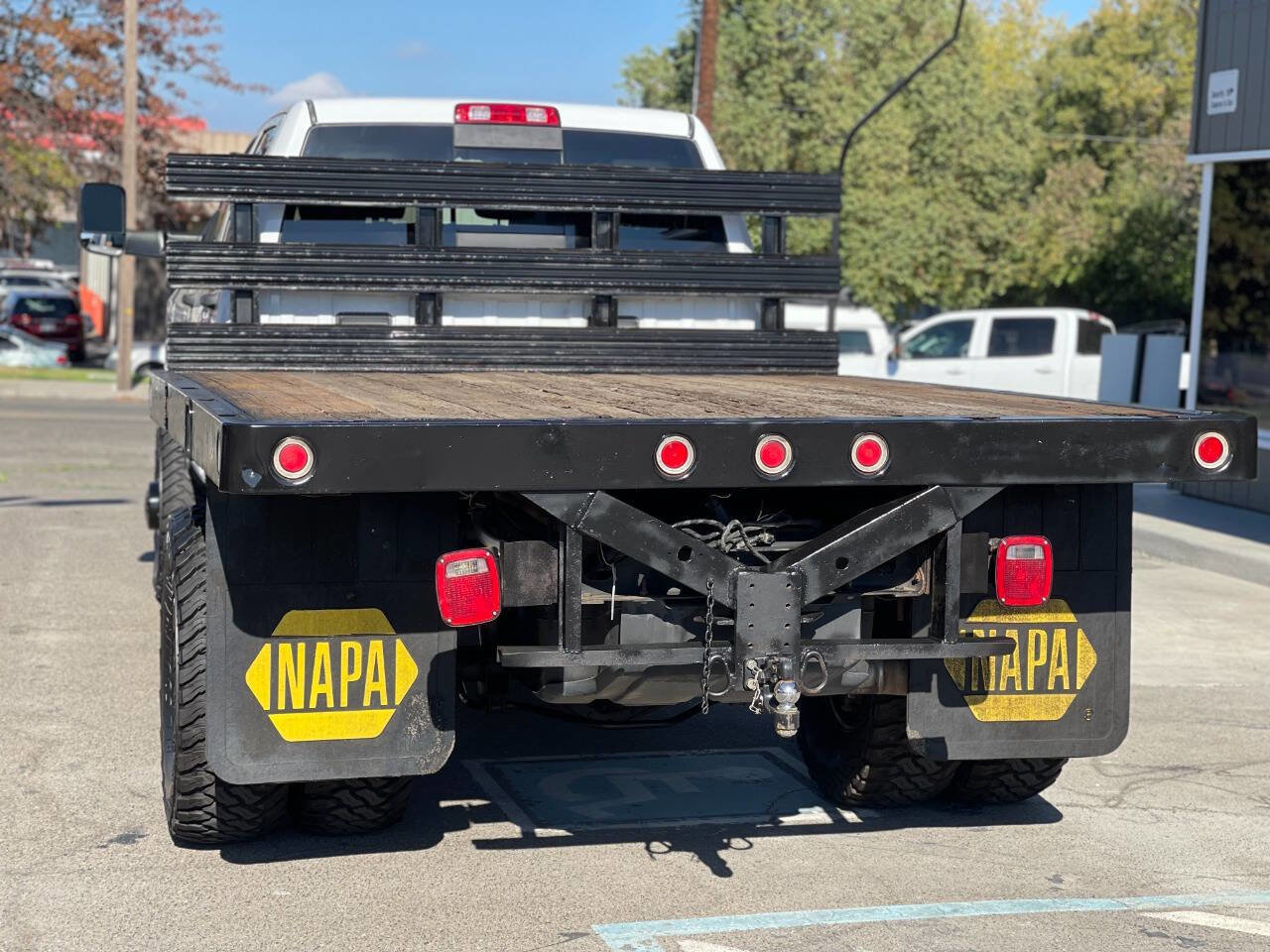 Used 2014 RAM 3500 Tradesman image 21