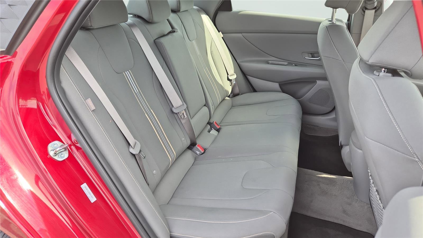 Used 2026 Hyundai Elantra SEL Sport FWD image 16