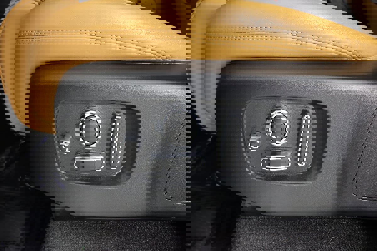 Used 2020 Land Rover Range Rover Sport Autobiography image 24