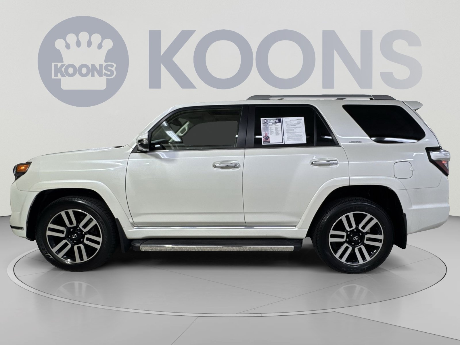 Used 2022 Toyota 4Runner Limited AWD/4WD image 17
