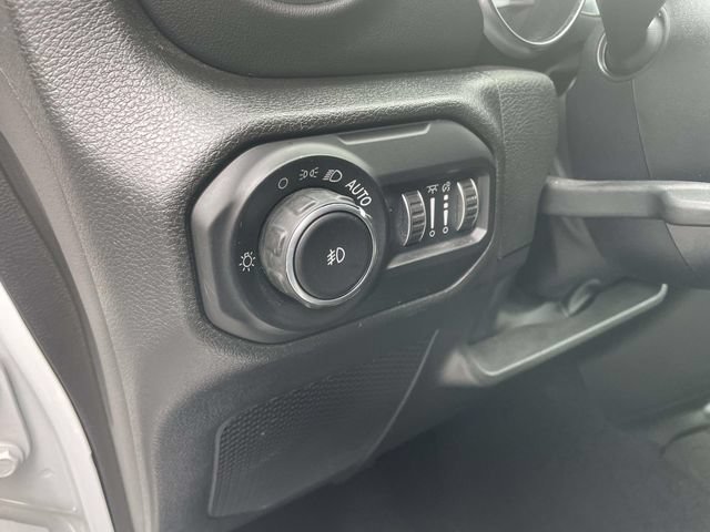 Certified 2022 Jeep Wrangler Unlimited Sahara AWD/4WD image 21