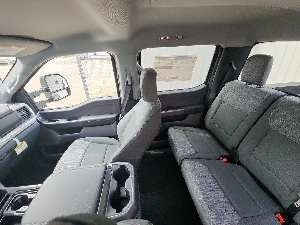 New 2027 Ford F350 XLT w/ Tremor Off-Road Package AWD/4WD image 11