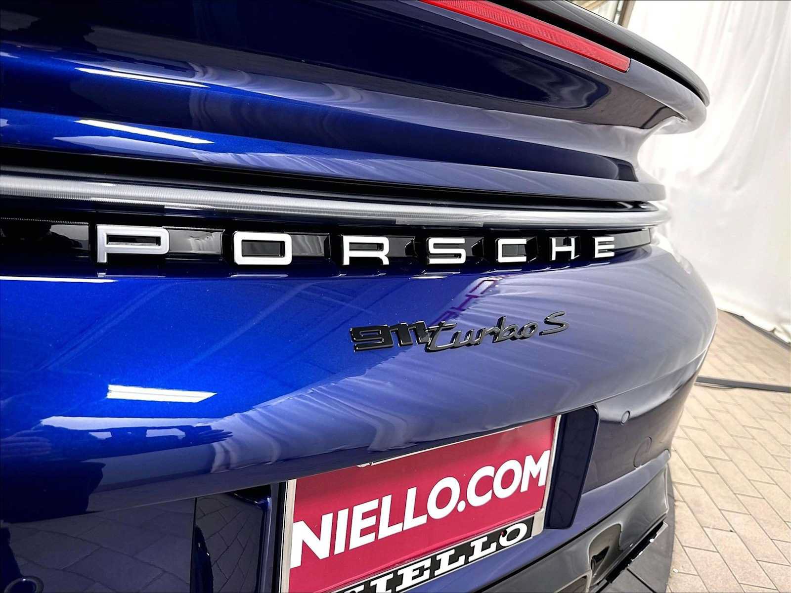 Used 2022 Porsche 911 Turbo S AWD/4WD image 32