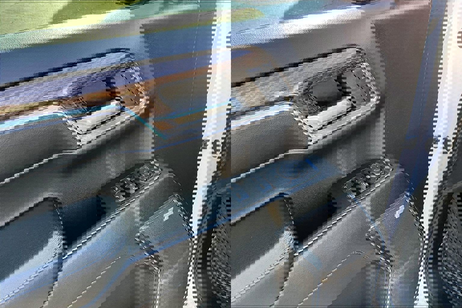 Certified 2024 Chevrolet Silverado 1500 LT Trail Boss w/ Convenience Package II image 20