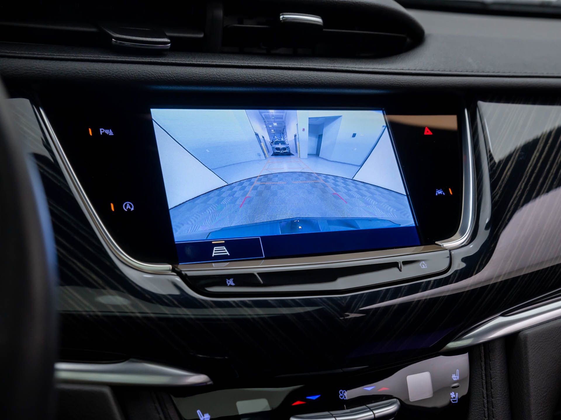 Certified 2024 Cadillac XT6 Premium Luxury w/ LPO, Floor Liner Package image 27