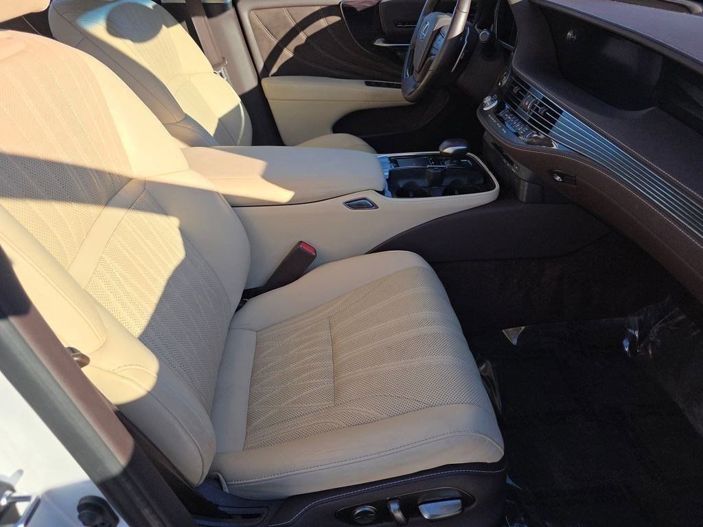 Used 2018 Lexus LS 500 500 Base w/ Interior Upgrade Package image 20