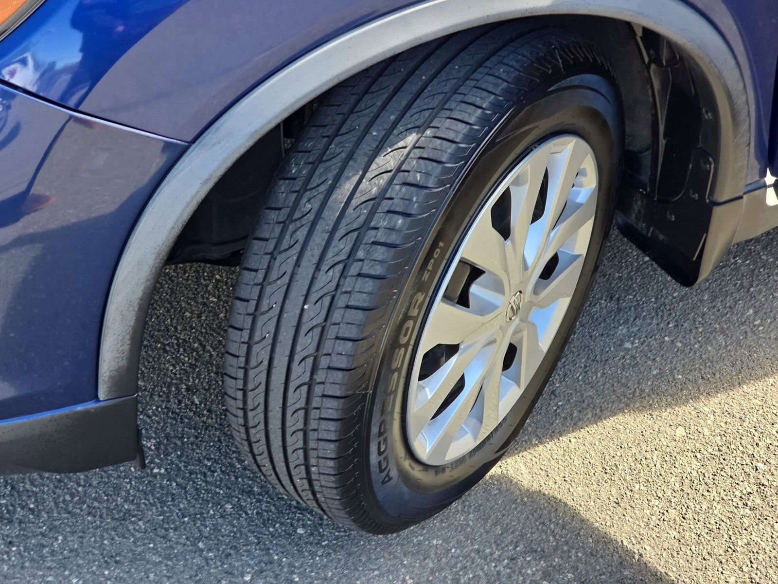 Used 2020 Nissan Rogue S image 35