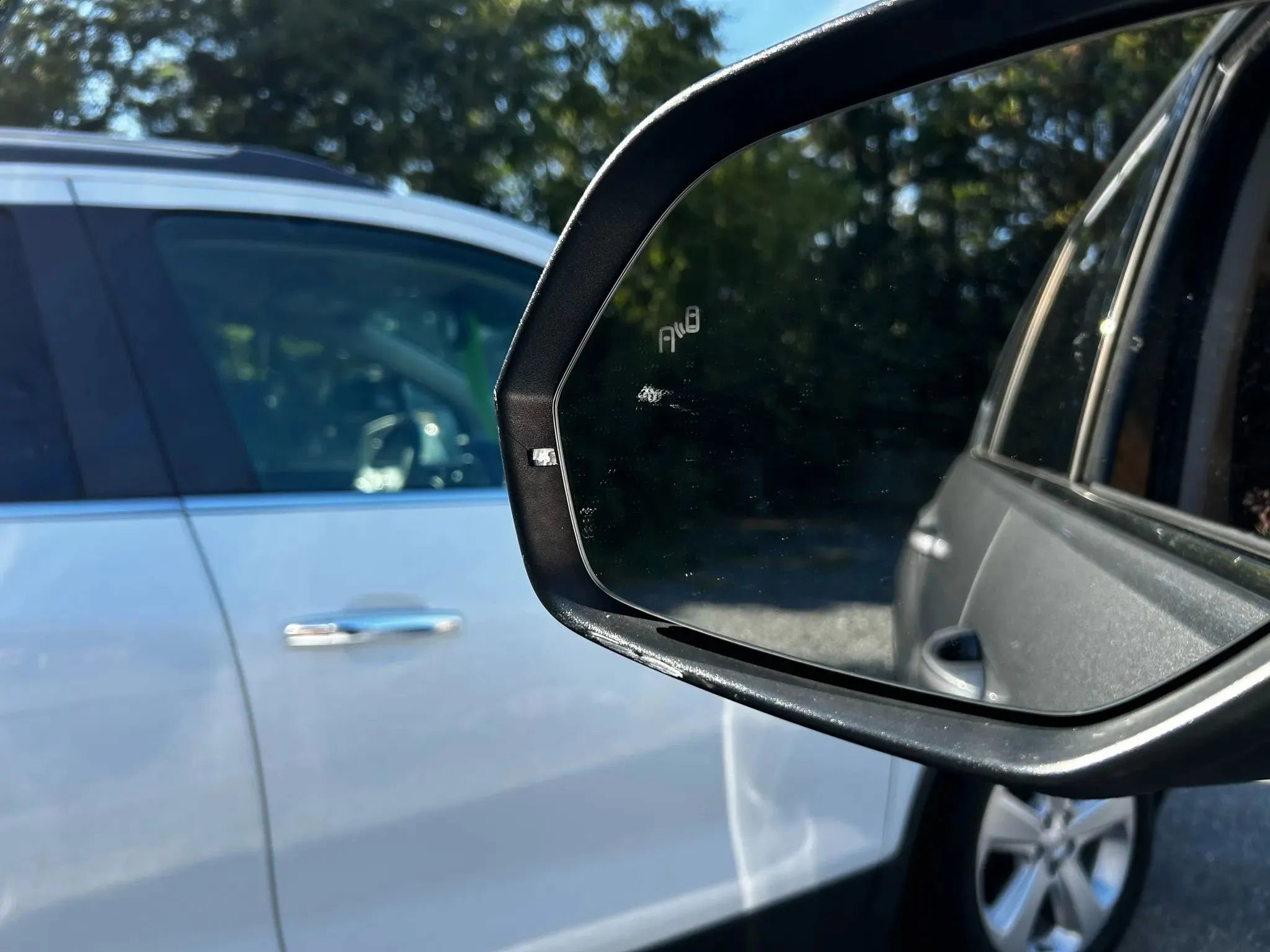 Used 2018 Volkswagen Atlas SEL Premium image 31