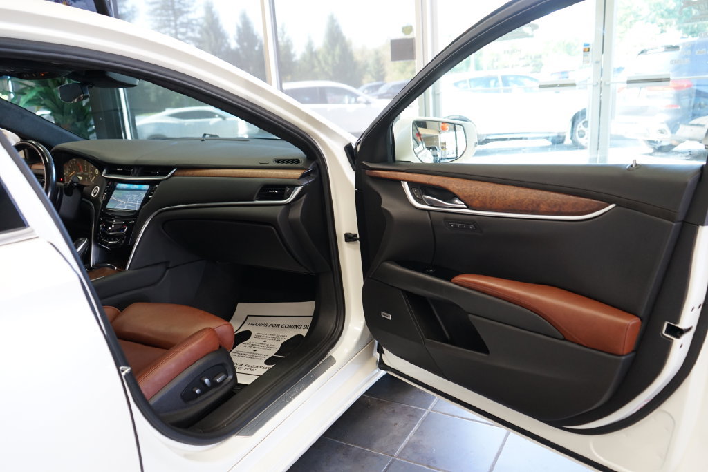Used 2015 Cadillac XTS Vsport Premium AWD/4WD image 44