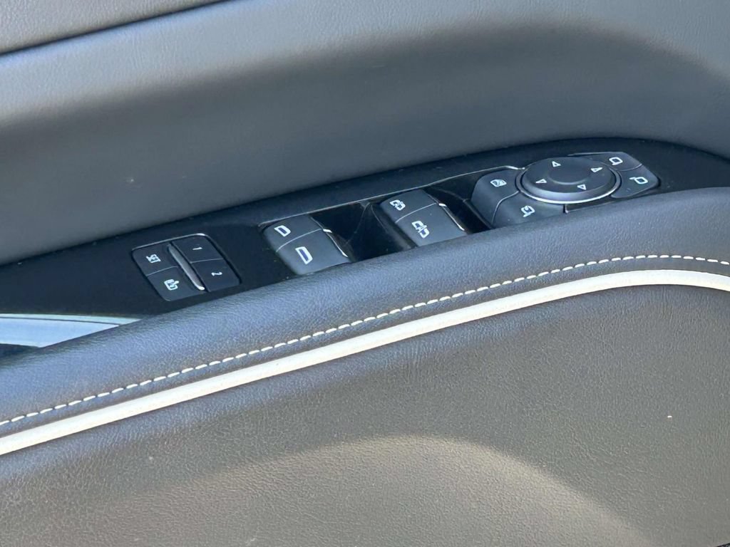 Certified 2023 Cadillac Escalade Sport w/ Touring Package AWD/4WD image 17