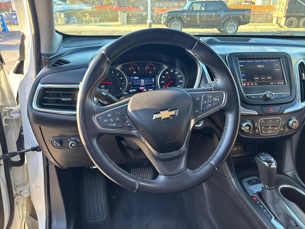 Used 2021 Chevrolet Equinox LT w/ Driver Convenience Package image 20