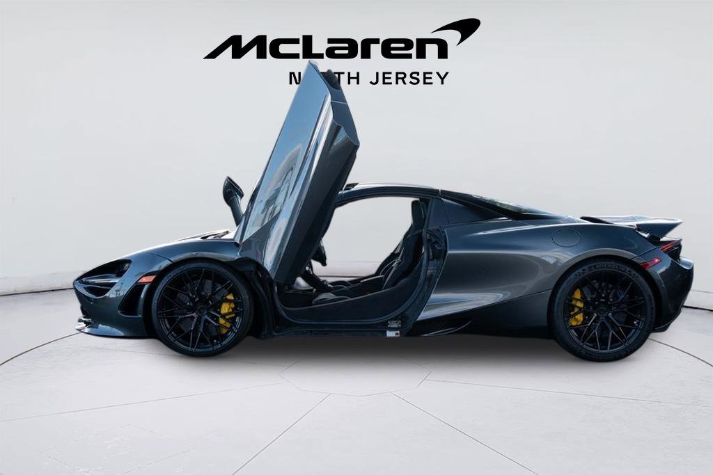 Used 2020 McLaren 720S Spider RWD image 22