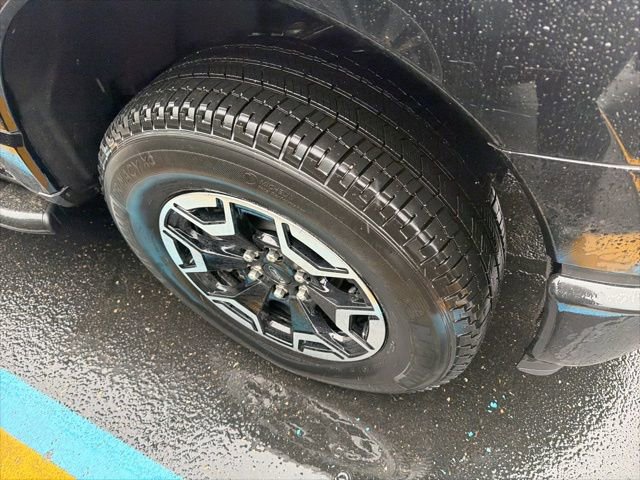 Used 2023 Ford F150 Lightning Pro image 3