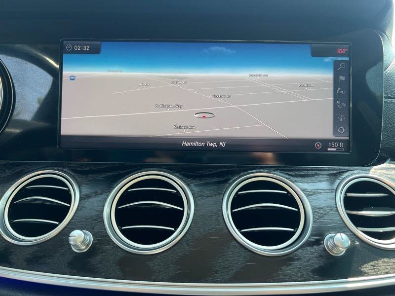 Used 2018 Mercedes-Benz E 300 4MATIC w/ Premium 2 Package (Q02) image 15