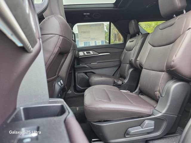 New 2026 Ford Explorer Platinum RWD image 11