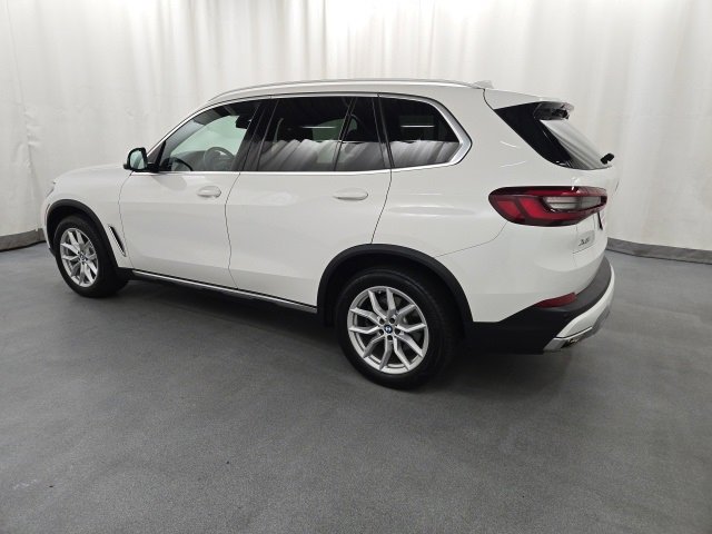 Used 2022 BMW X5 xDrive40i w/ Climate Comfort Package image 3