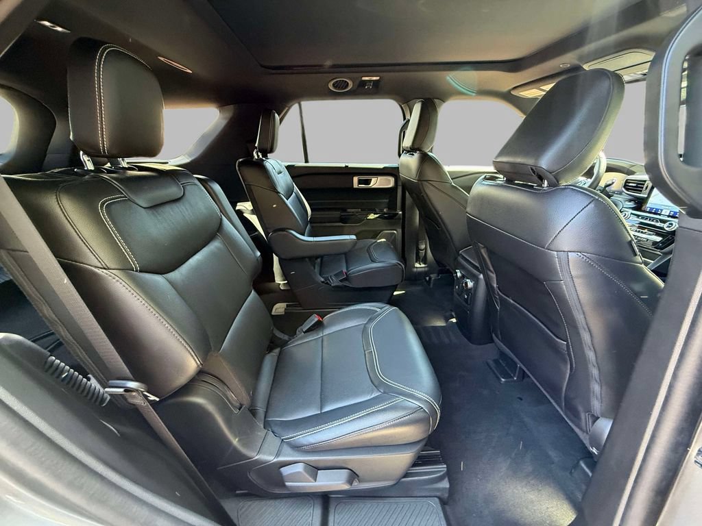 Used 2023 Ford Explorer ST w/ Equipment Group 401A AWD/4WD image 16