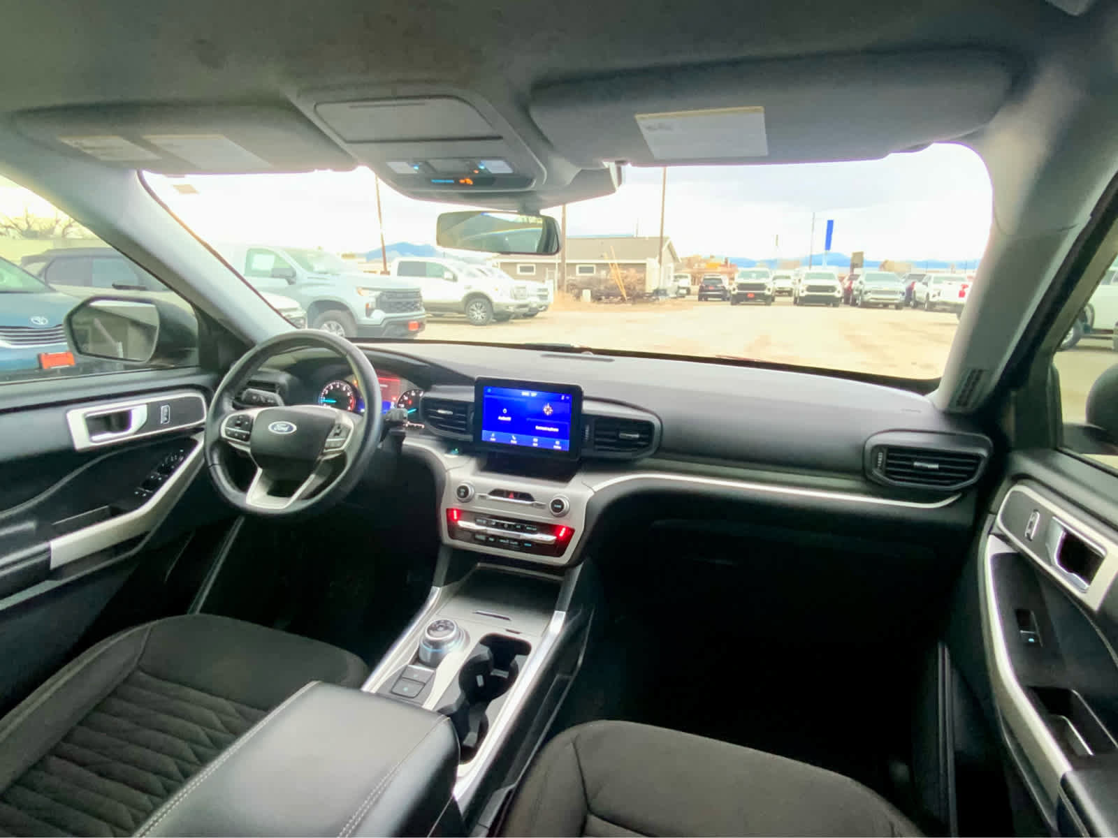 Used 2021 Ford Explorer XLT w/ Class III Trailer Tow Package image 31