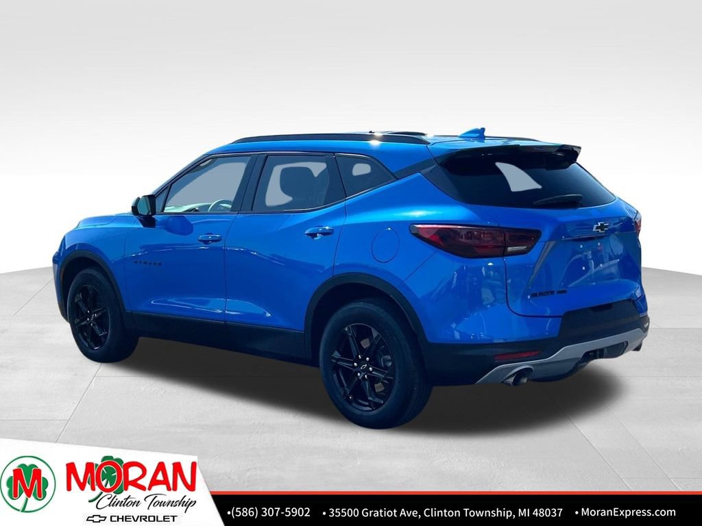 Certified 2025 Chevrolet Blazer LT AWD/4WD image 4