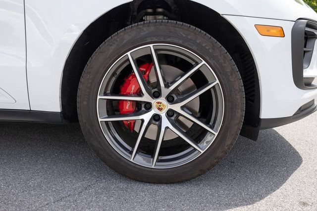 Used 2025 Porsche Macan S AWD/4WD image 11