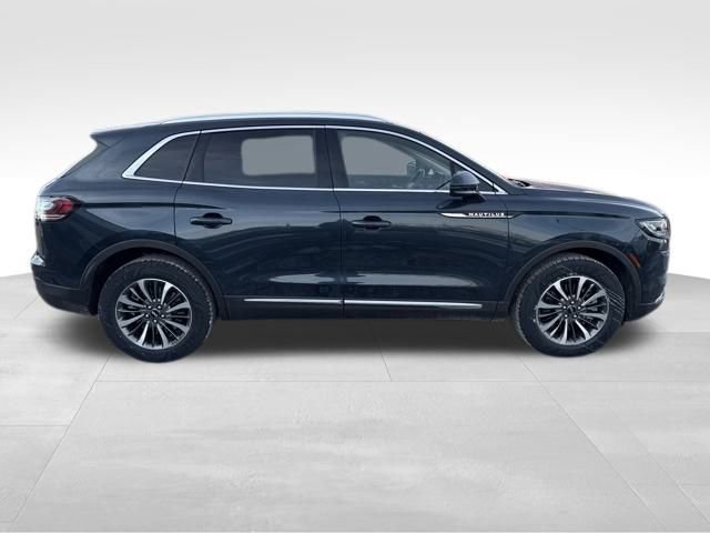 Certified 2023 Lincoln Nautilus AWD w/ Premium Package image 9