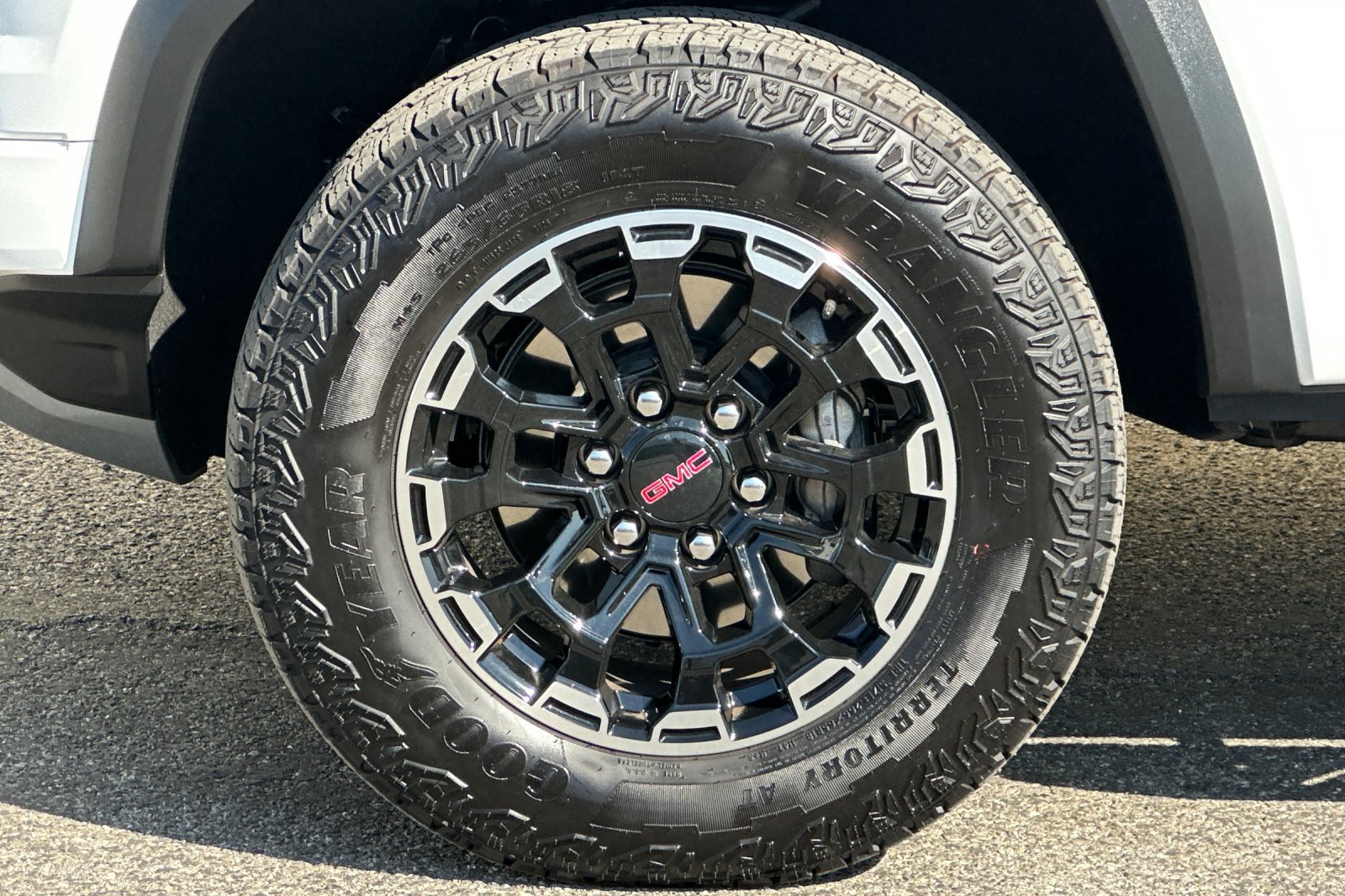 Certified 2026 GMC Canyon AT4 AWD/4WD image 36