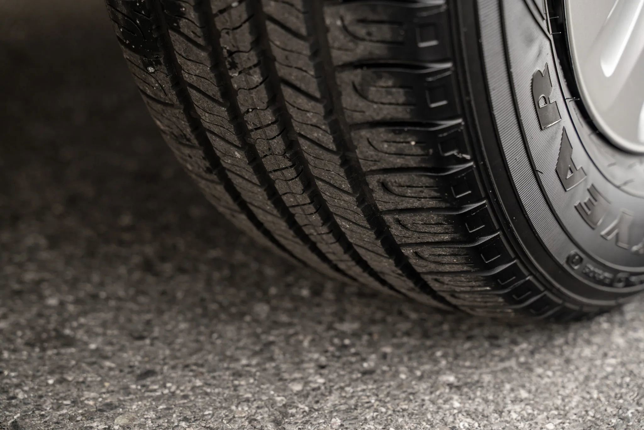 Used 2019 Dodge Grand Caravan SE w/ UConnect Hands-Free Group image 23