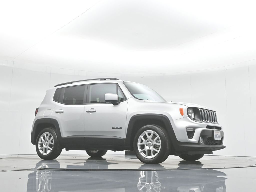 Used 2019 Jeep Renegade Latitude image 4