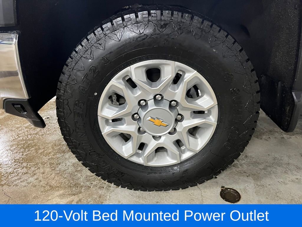 Used 2025 Chevrolet Silverado 3500 LT w/ Convenience Package image 31