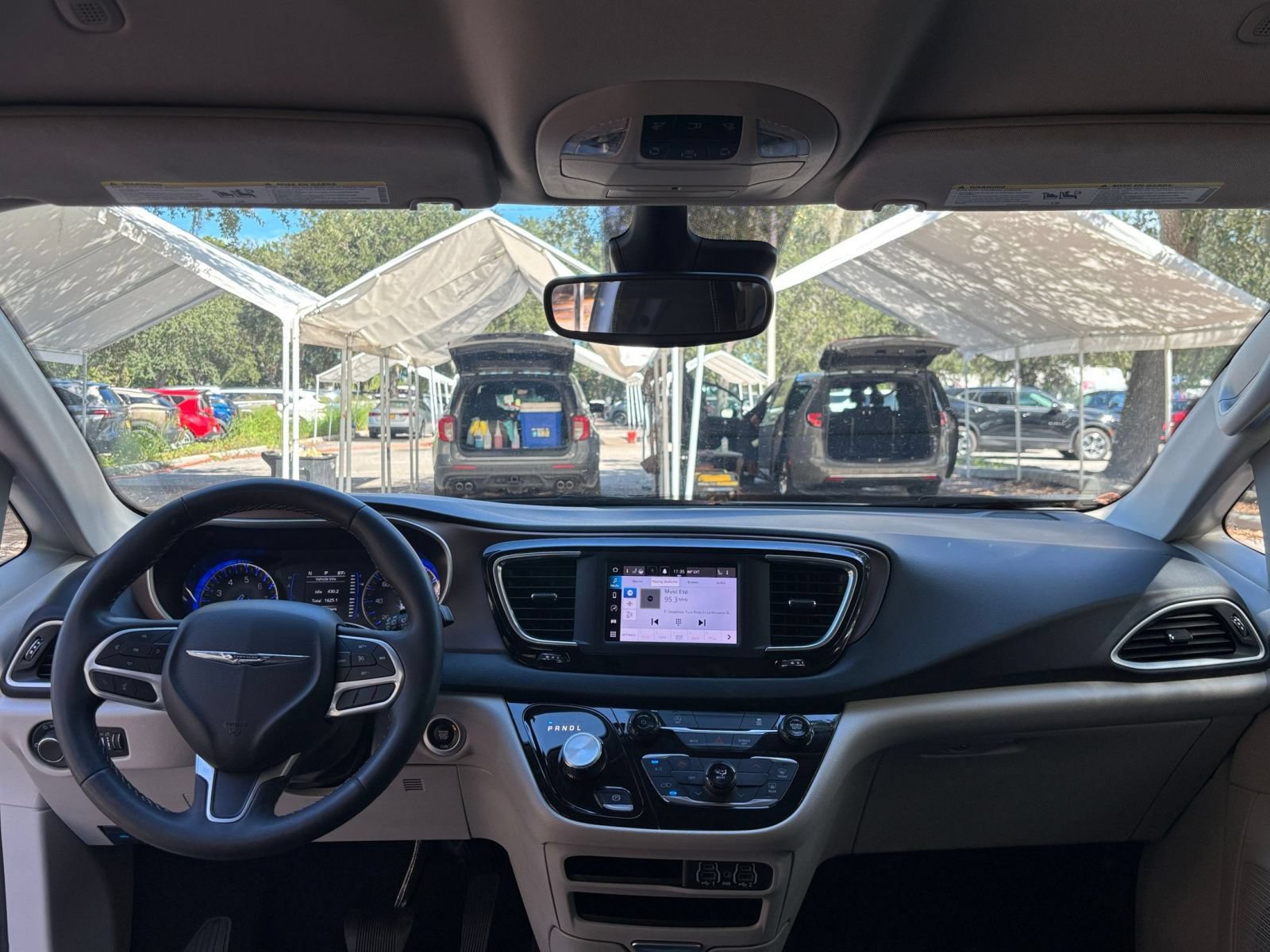 Used 2024 Chrysler Voyager LX FWD image 35