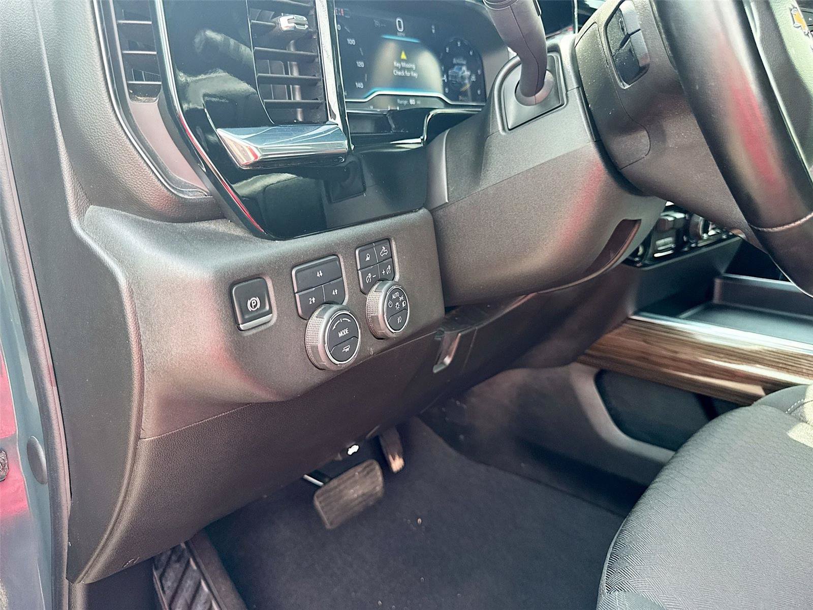 Used 2025 Chevrolet Silverado 3500 LT w/ Texas Edition AWD/4WD image 8