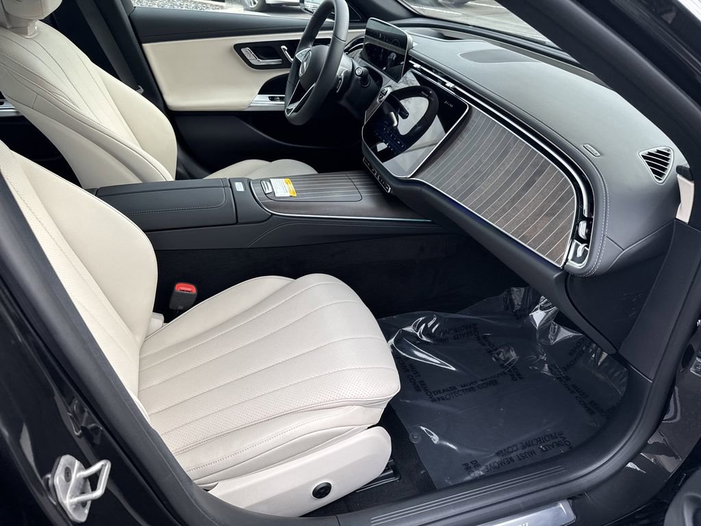 New 2026 Mercedes-Benz E 450 4MATIC Sedan image 15