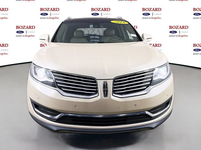 Used 2018 Lincoln MKX Reserve w/ Driver Assistance Package FWD image 2