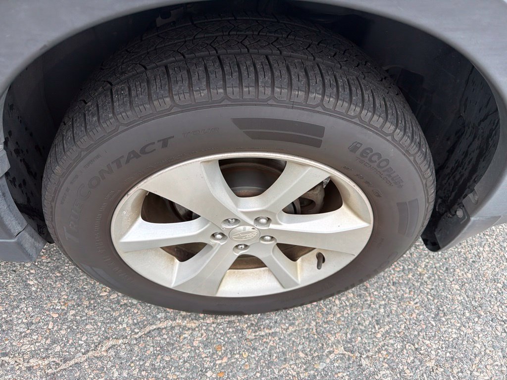 Used 2013 Subaru Outback 2.5i Limited AWD/4WD image 11