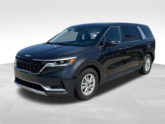 Used 2024 Kia Carnival LX image 3