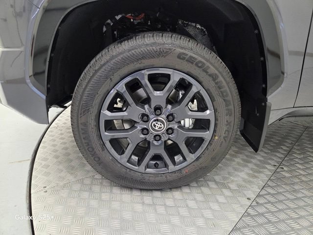 New 2026 Toyota Tundra Platinum AWD/4WD image 17