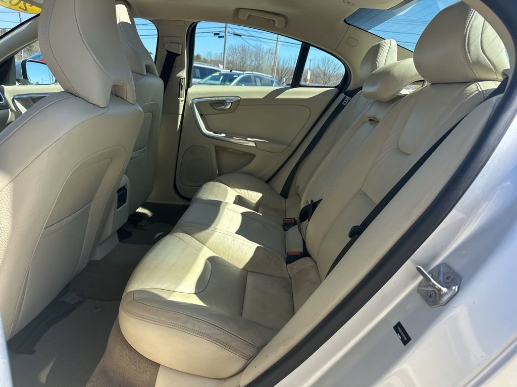 Used 2014 Volvo S60 T5 image 28