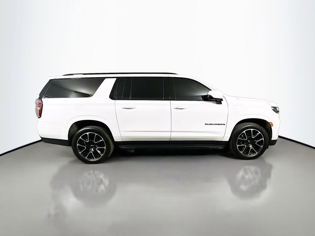 Used 2022 Chevrolet Suburban RST w/ Sport Performance Package image 7