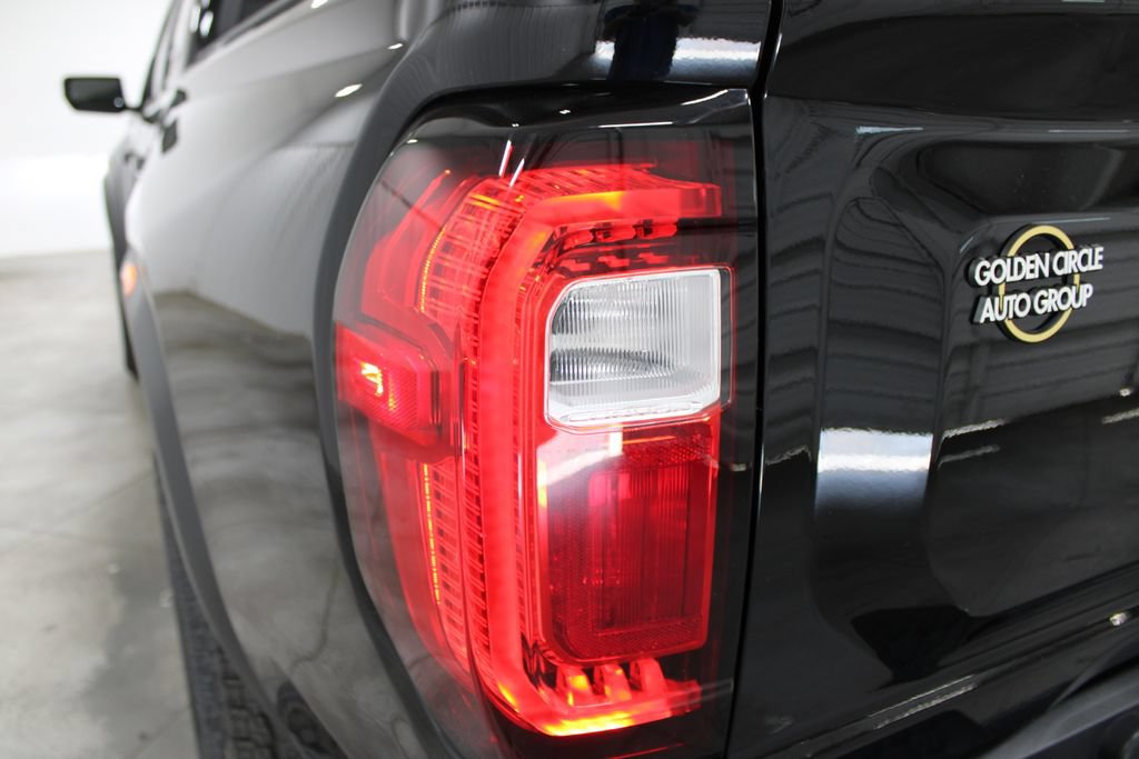 Used 2024 GMC Canyon AT4 AWD/4WD image 21
