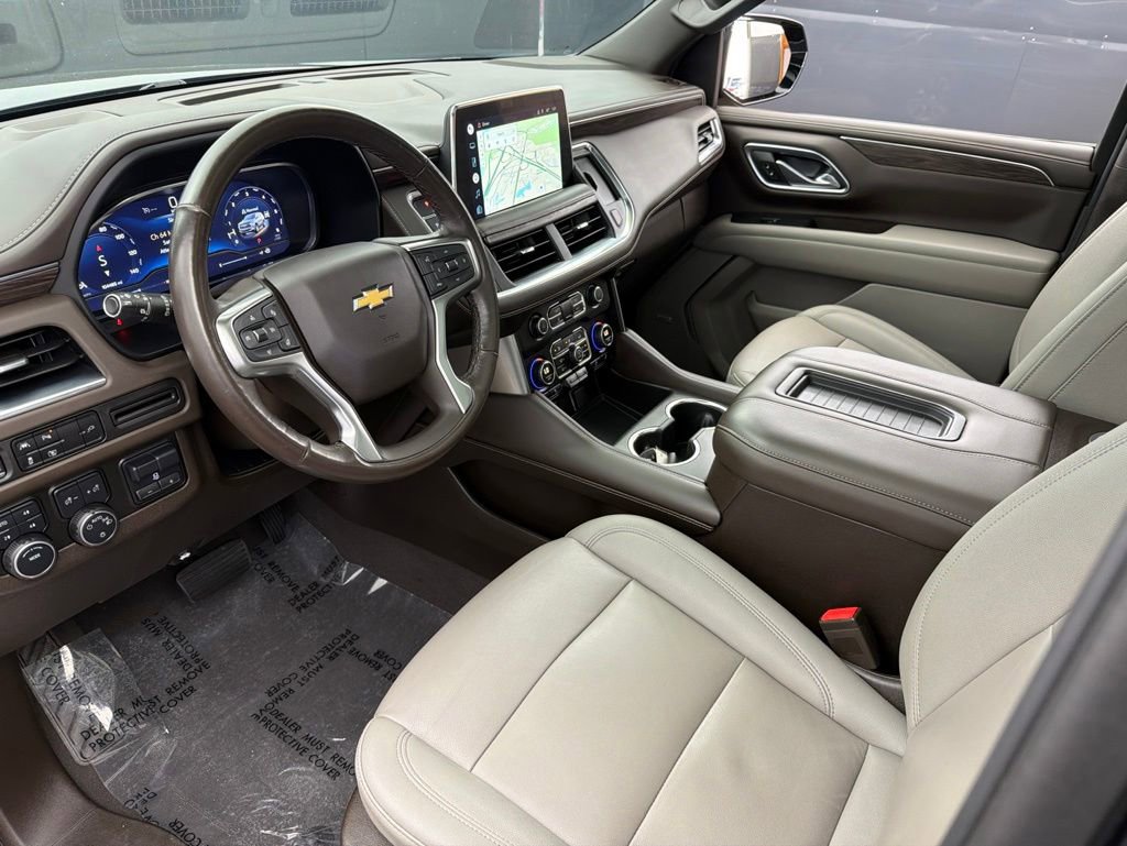 Used 2022 Chevrolet Suburban LT w/ LT Signature Package AWD/4WD image 11
