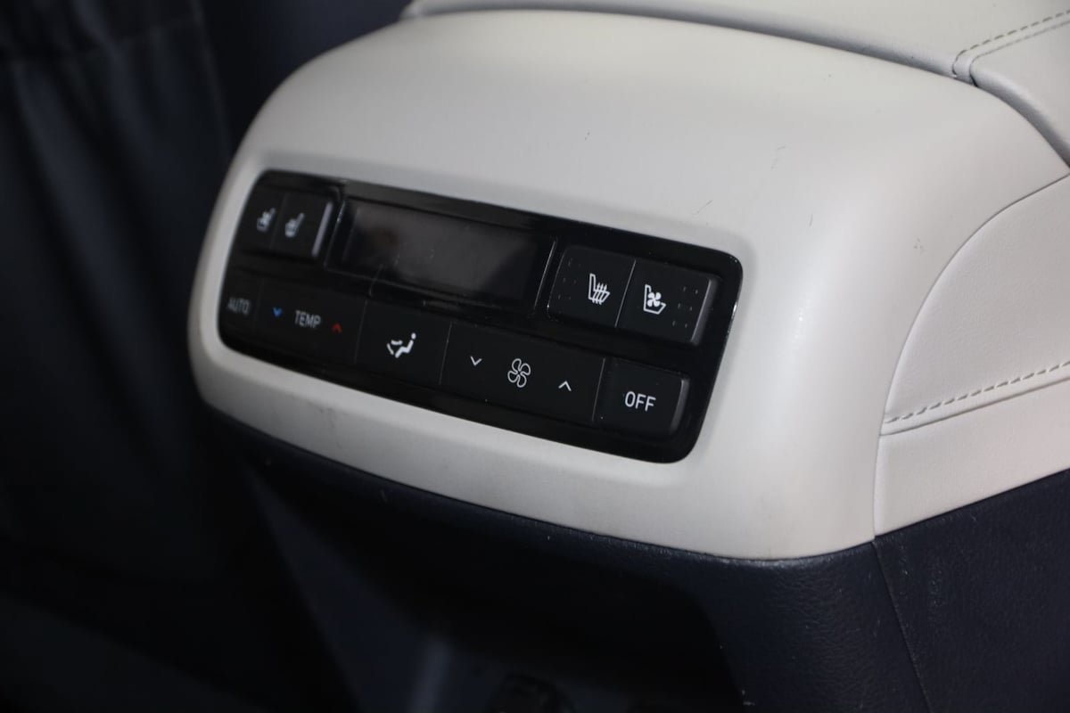 Used 2023 Hyundai Palisade Calligraphy AWD/4WD image 17