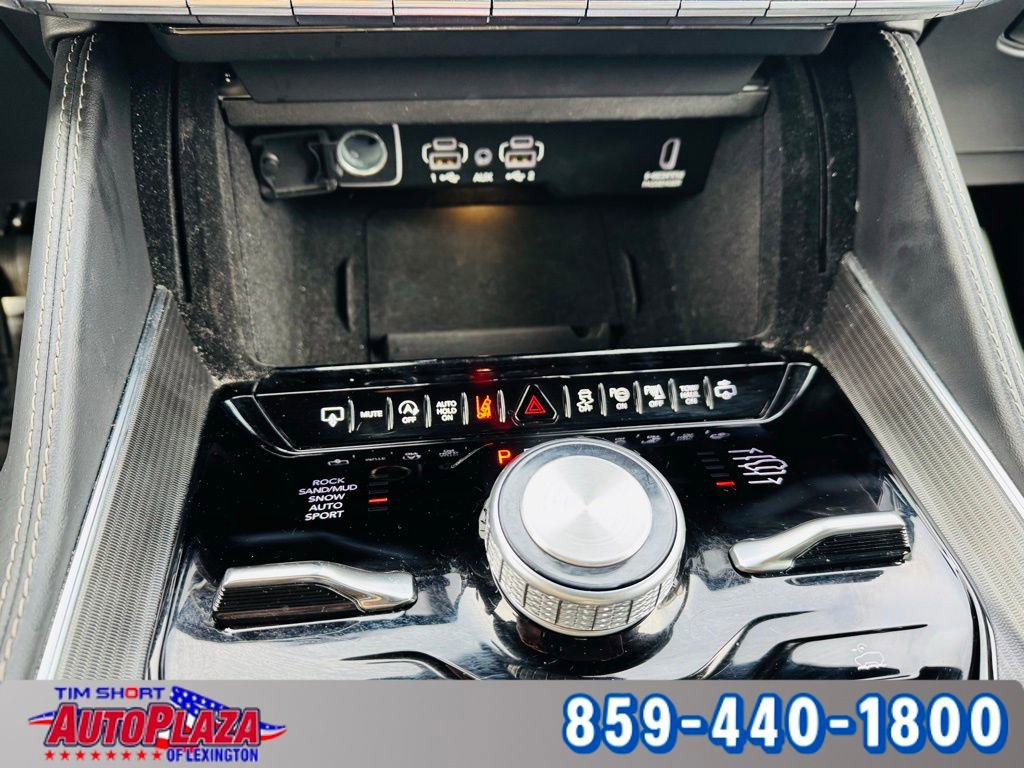 Used 2024 Jeep Grand Wagoneer Series II w/ Quick Order Packagew 28T image 40