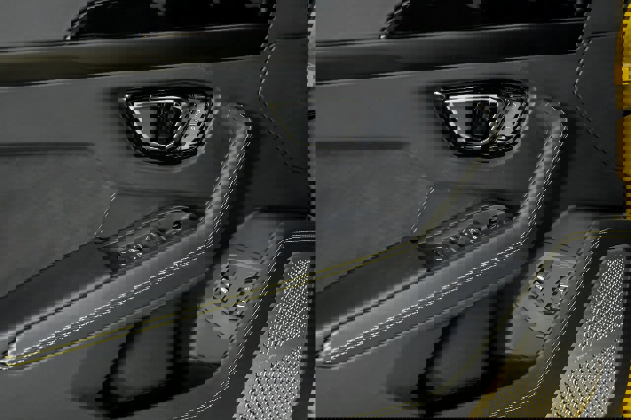 Used 2021 Lamborghini Urus image 18