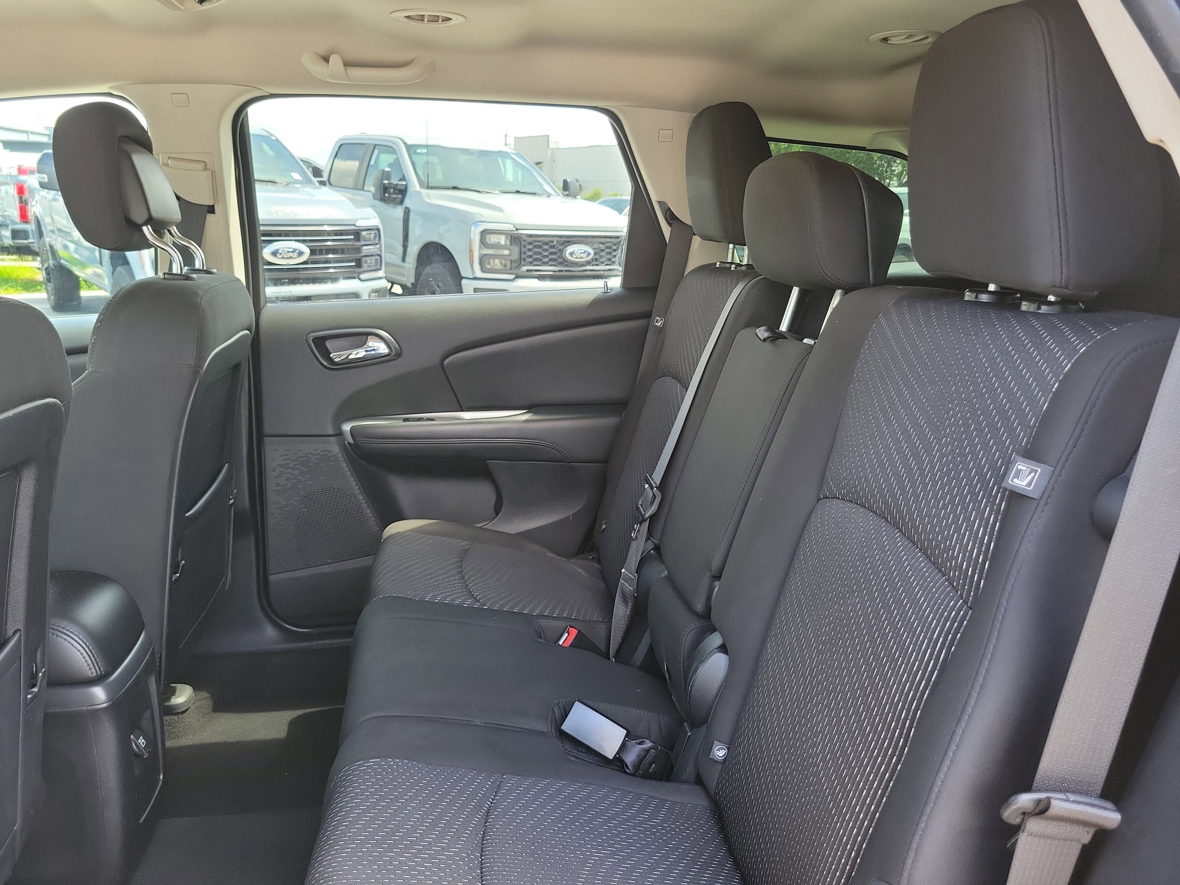 Used 2020 Dodge Journey SE w/ SE Popular Equipment Group FWD image 17