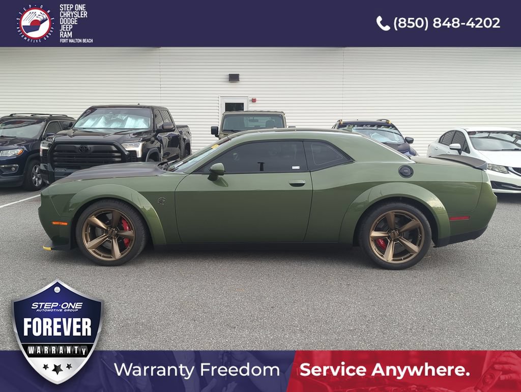 Used 2022 Dodge Challenger SRT Hellcat RWD image 3