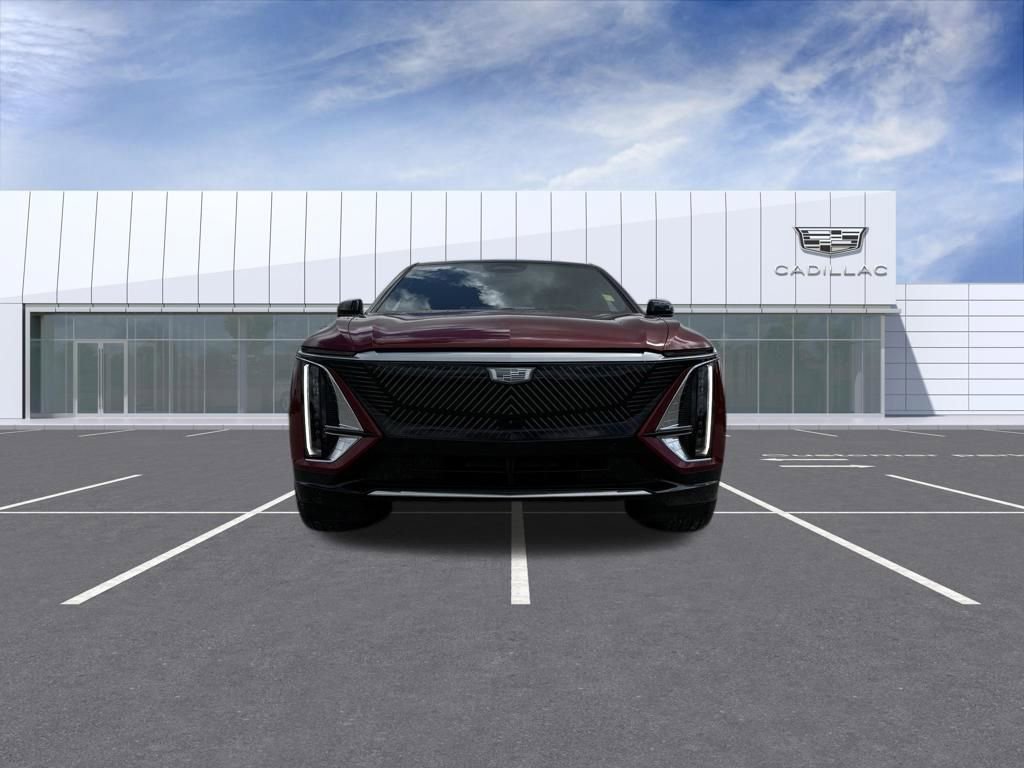 Used 2024 Cadillac Lyriq Luxury w/ LPO, Floor Liner Package AWD/4WD image 7