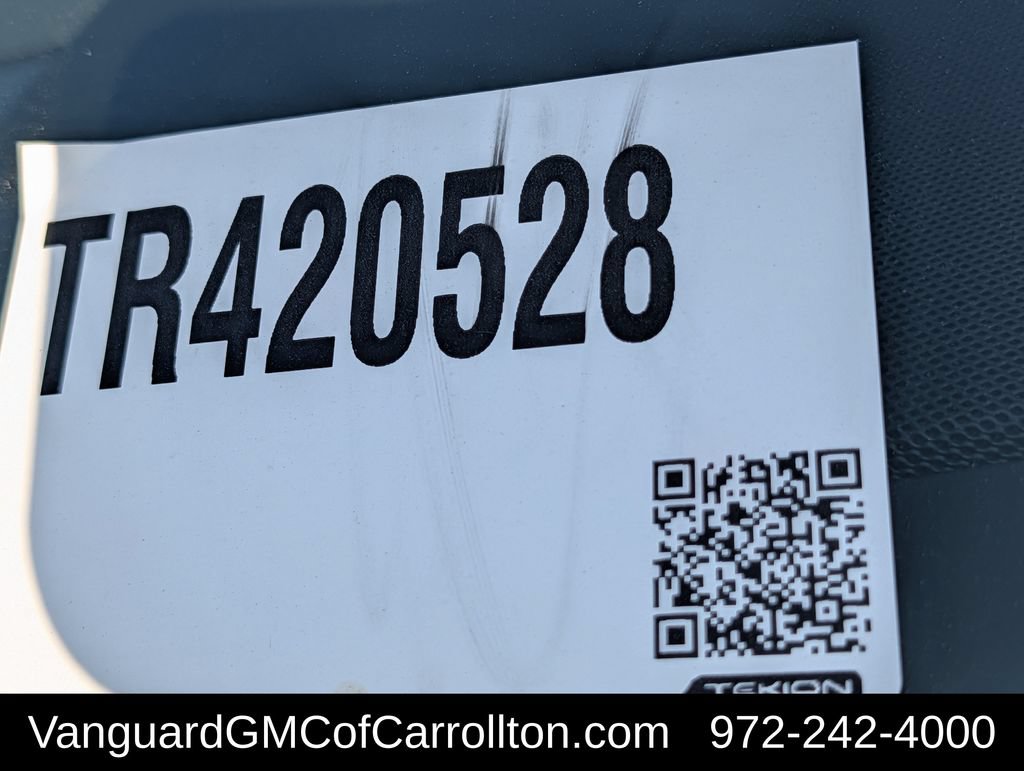 New 2026 GMC Yukon AT4 Ultimate w/ LPO, Floor Liner Package AWD/4WD image 39