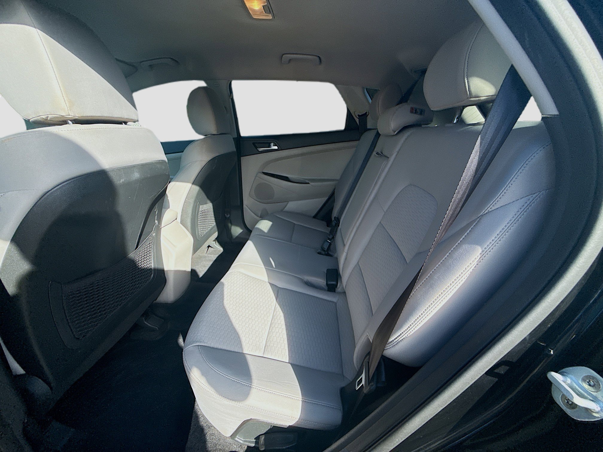 Used 2019 Hyundai Tucson SE image 18