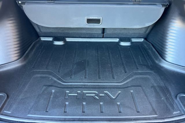 Used 2023 Honda HR-V EX-L image 16