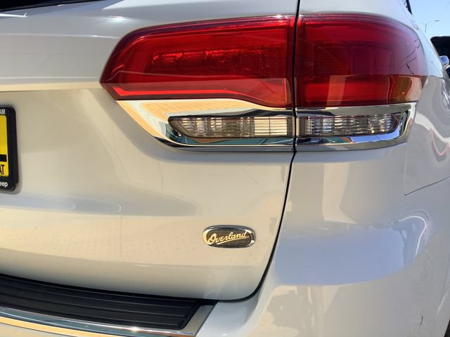 Used 2020 Jeep Grand Cherokee Overland AWD/4WD image 43